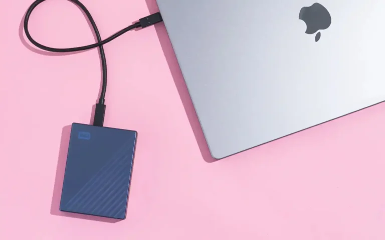 Ekstern WD harddisk med MacBook